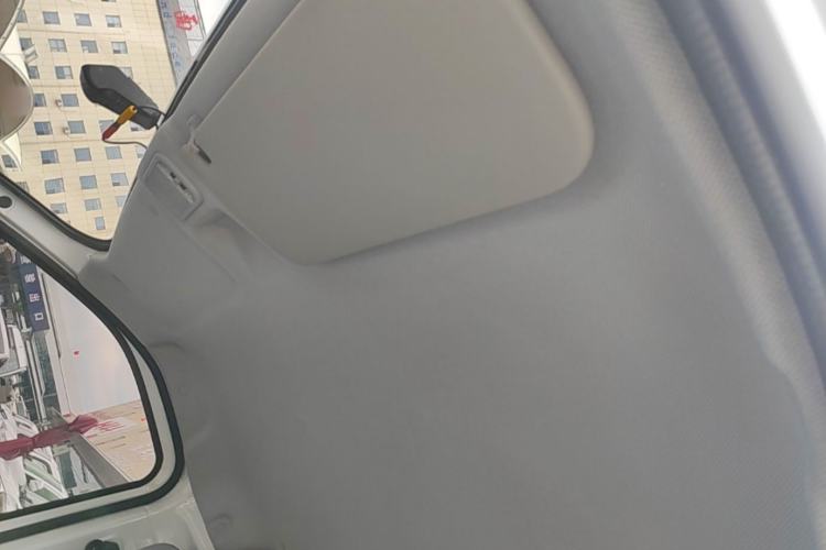 Used Wuling Yangguang 2024 300km Range Practical Window-Sealed Version 60kW