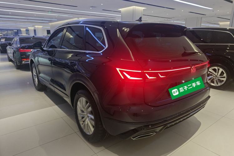 Used Volkswagen Touareg 2025 2.0 TSI Sharp Edition Rear Left 45 Deg