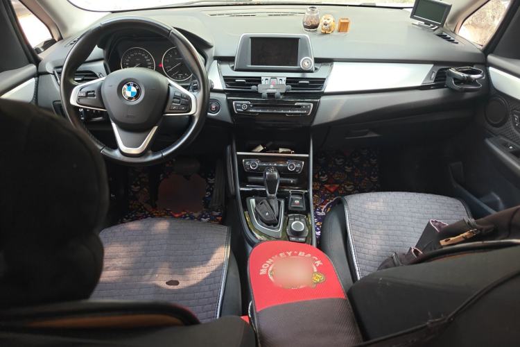 Used BMW 2 Series Gran Tourer 2015 218i Leading Model Center Console