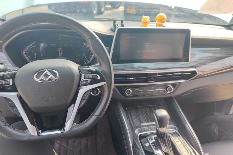 Used SAIC MAXUS D90 2017 2.0T Automatic Two-Wheel Drive - Uranus