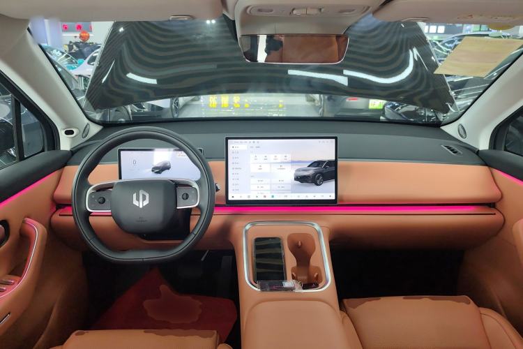 Used Leapmotor C16 2026 Extended-Range 280 LiDAR Zhizun Edition 6 Seats
