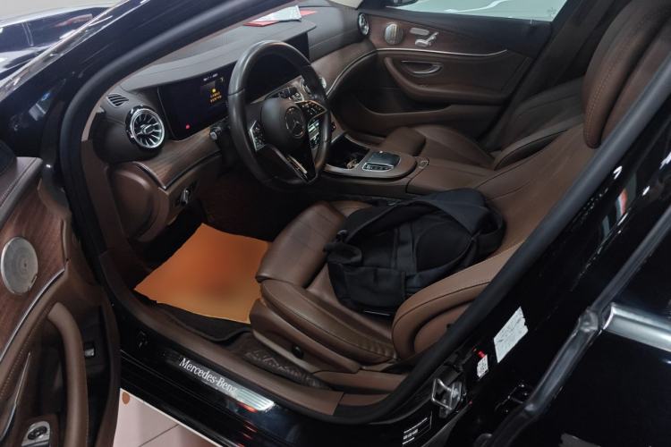 Used Mercedes-Benz E-Class 2022 Second Facelift E 300 L Luxury Edition
