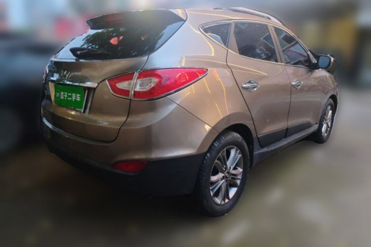 Used Hyundai ix35 2013 2.0L Automatic Two-Wheel Drive Smart GLS China IV Standard Rear Right 45 Deg