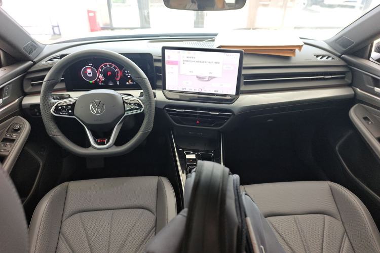 Used Volkswagen Lamando 2026 Lavida L GTS 380TSI Lingfeng Millionth Anniversary Edition Center Console