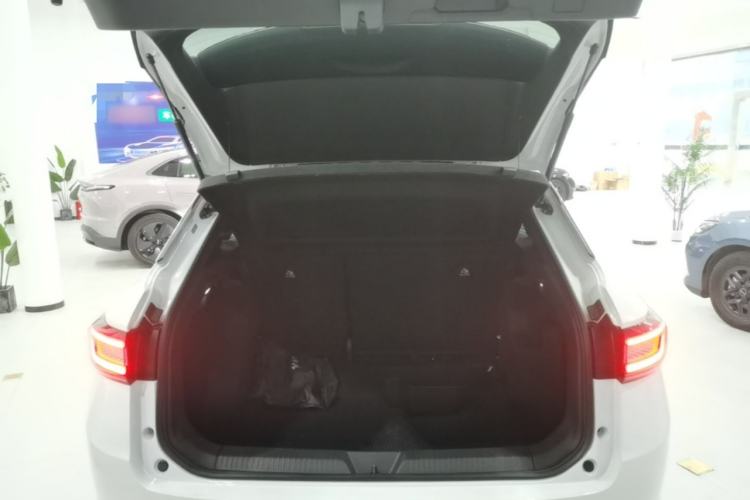 Used Volkswagen ID.4 X 2024 Pure & Smart Edition Trunk