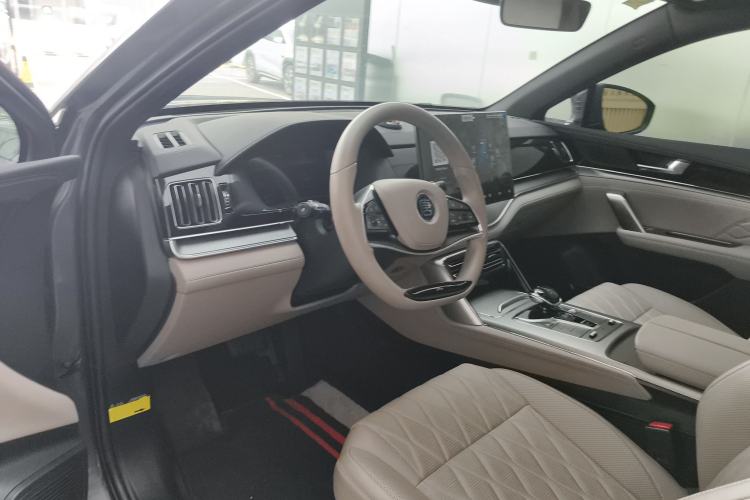 Used BYD Tang New Energy 2025 DM-i 115KM Prestige Model