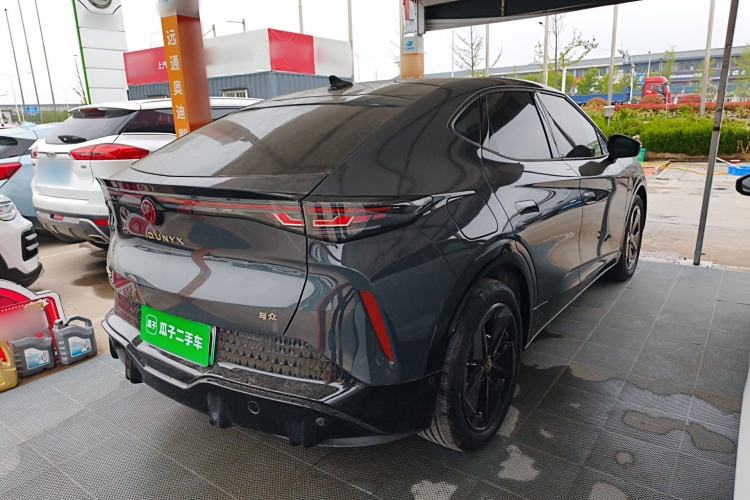 Used Volkswagen ID.UNYX 2024 Revised Pro Long-Range Version Rear Right 45 Deg