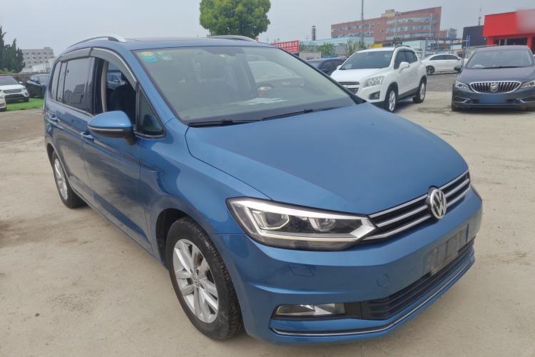 Used Volkswagen Touran 2016 Volkswagen Touran L 280TSI DSG Comfort Edition
