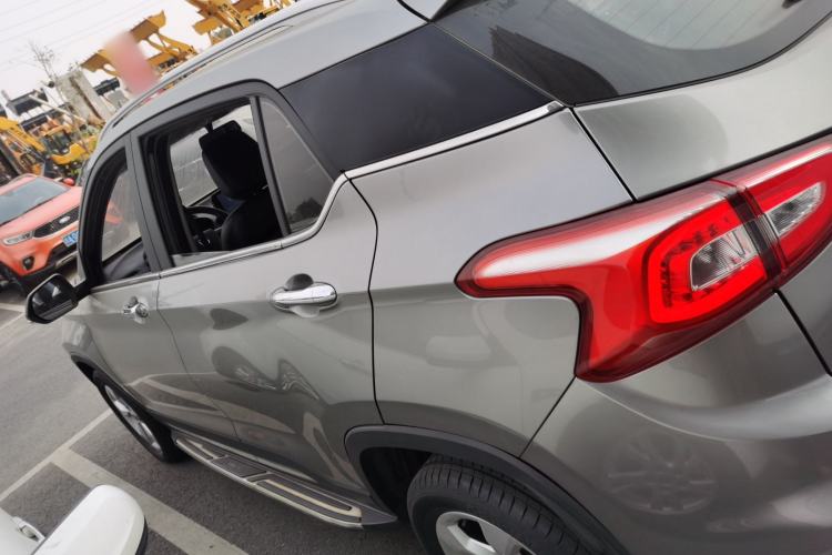 Used Baojun 510 2017 1.5L Manual Fashion Model