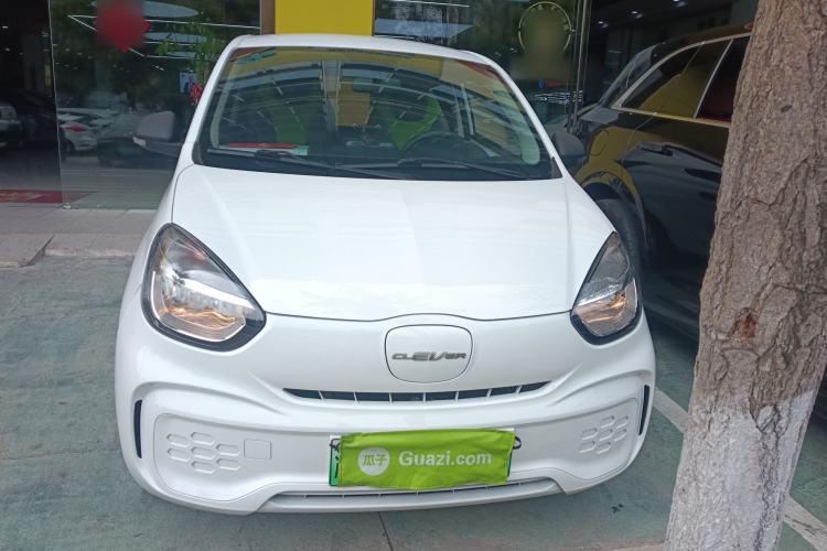 Used Roewe Clever 2021 302 km New Four-Seater Super-Efficient Version Front