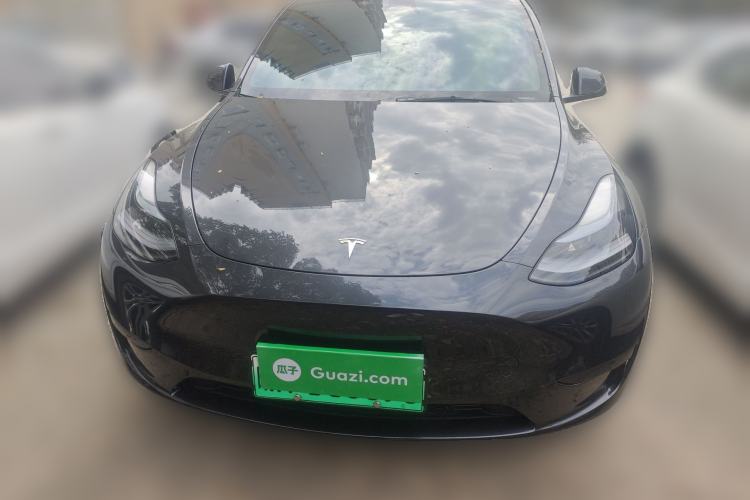 Used Tesla Model Y 2024 Rear-Wheel-Drive Version Front