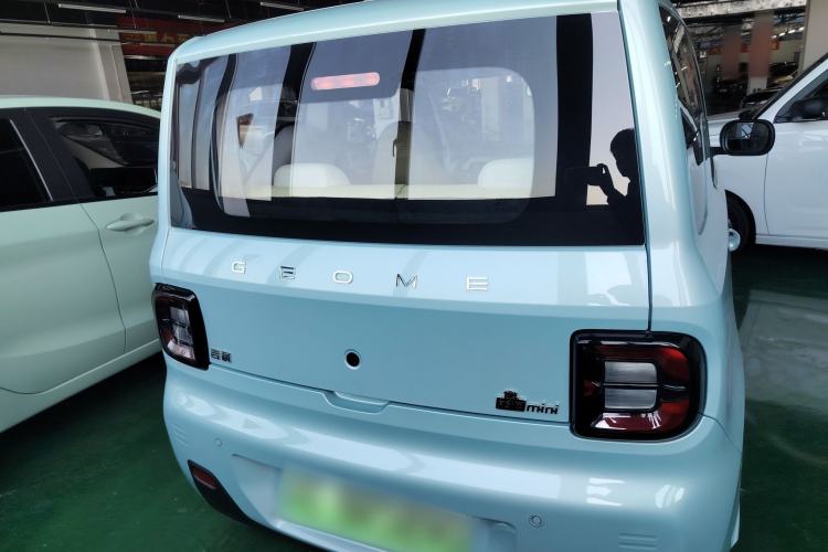 Used Geely Galaxy Panda 2024 Panda Mini 200km Endurance Bear