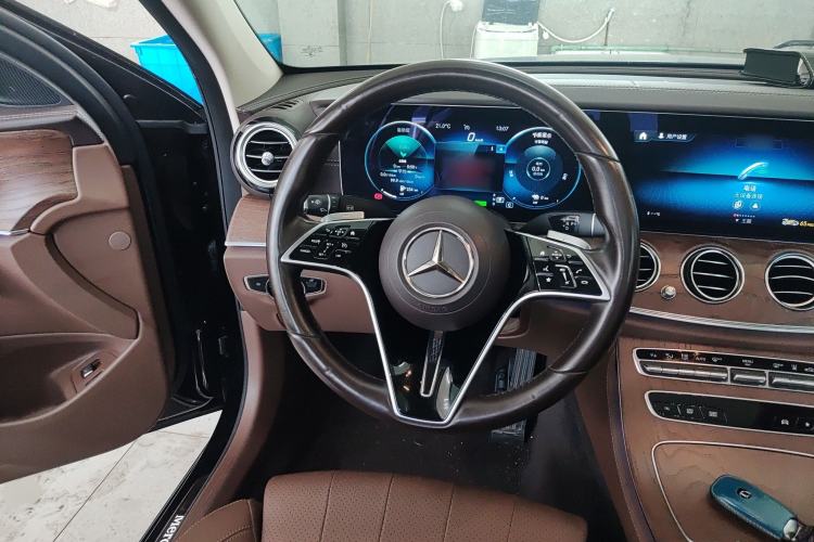 Used Mercedes-Benz E-Class New Energy 2022 Facelift E 350 e L Plug-in Hybrid Sedan
