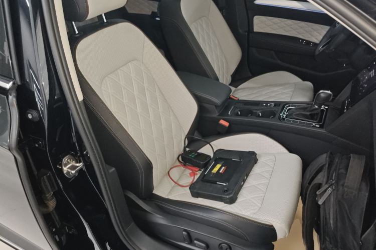 Used Volkswagen Magotan 2023 2 Million Units Commemorative Edition 330TSI DSG Luxury Version