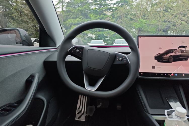 Used Tesla Model 3 2025 Rear-Wheel-Drive Version