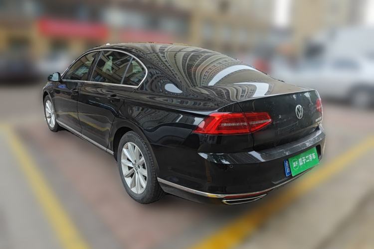 Used Volkswagen Magotan 2019 330TSI DSG Leading Model China VI Standard Rear Left 45 Deg