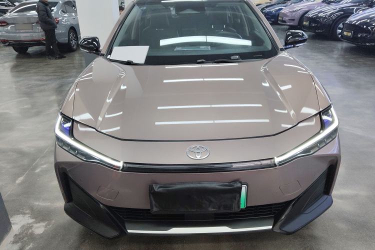 Used Toyota bZ3 2023 616 km Long-Range Premium
