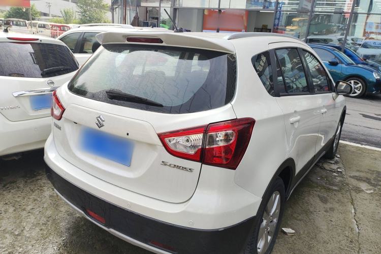 Used Suzuki S-Cross 2015 1.6L CVT Two-Wheel Drive Elite Version