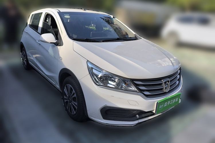 Used Baojun 310 2016 1.2L manual Comfort trim level
