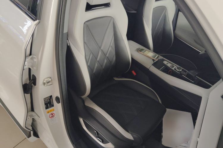 Used CHANGAN CS75 PLUS 2023 3rd Generation 1.5T Automatic Prestige Model