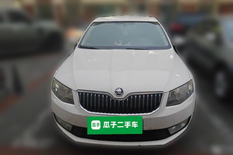 Used Skoda Octavia 2015 1.6L Manual Yijie Edition Front