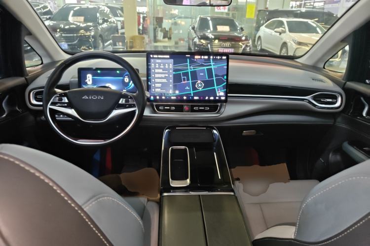 Used AION V 2023 Plus 70 Smart Tech Edition Lithium Iron Phosphate Center Console