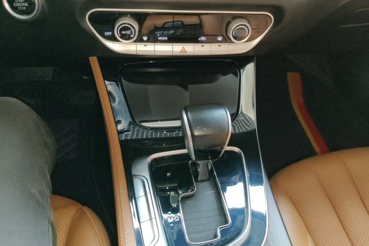 Used BAIC Beijing U7 2019 1.5T CVT New Smart Version China VI Emission Standard
