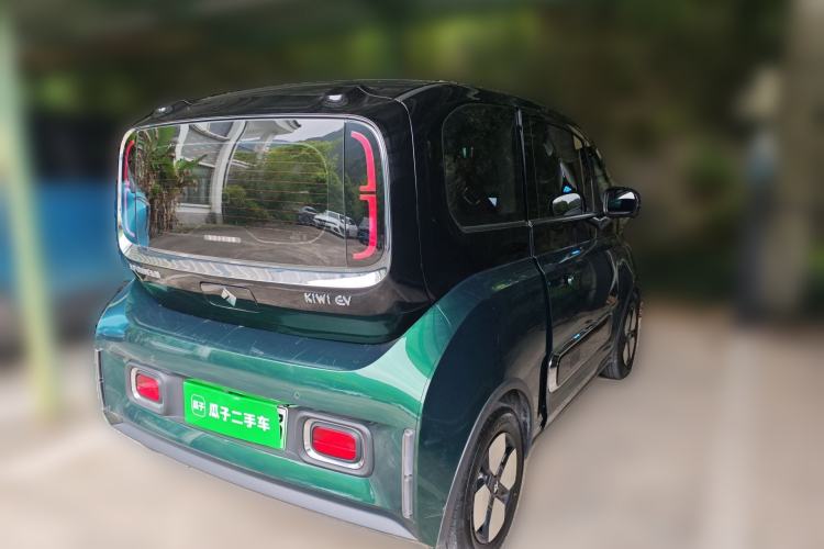 Used Baojun KiWi EV 2022 Artist Lite Edition Lithium Iron Phosphate