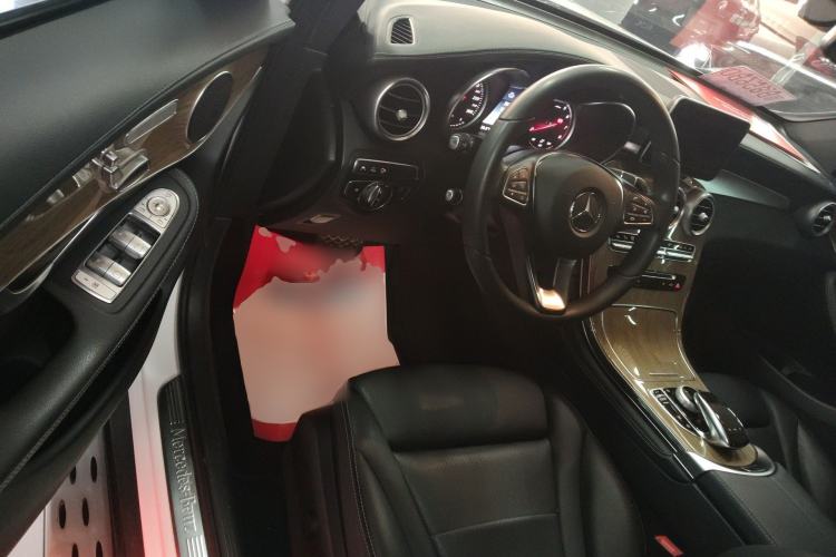 Used Mercedes-Benz GLC Coupe 2017 GLC 260 4MATIC Coupe SUV Driver Seat