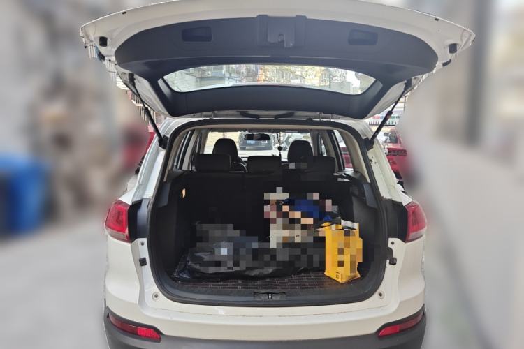 Used Zotye Domy X5 2015 1.5T CVT ZhiXian Trim China V Standard
