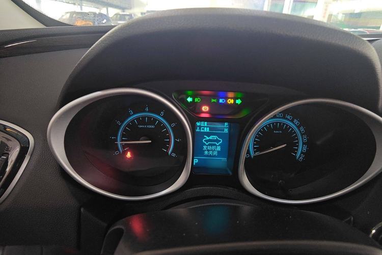 Used GAC Trumpchi GS5 Super 2016 1.8T Automatic Two-Wheel Drive Luxury Smart Edition
