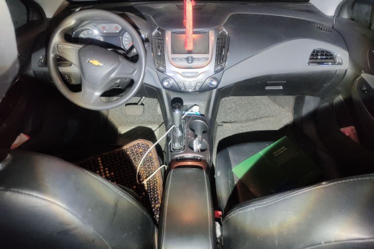 Used Chevrolet Cruze 2017 1.5L Automatic Pioneer Sunroof Edition