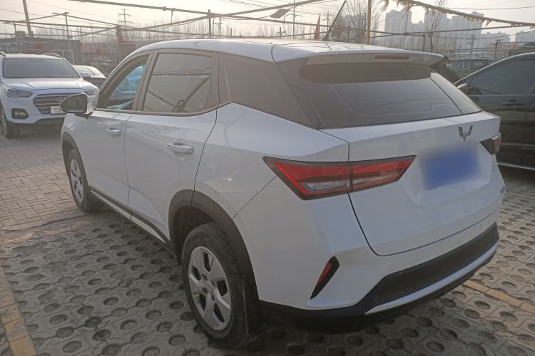 Used Wuling Alvez 2022 1.5L Manual Free-Style Model
