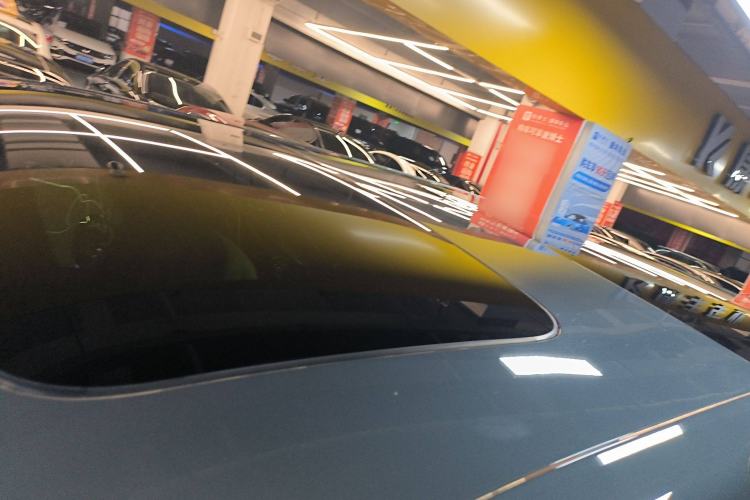 Used Zeekr 009 2024 7-Seater Walk-Through Version Four-Wheel Drive 108 kWh