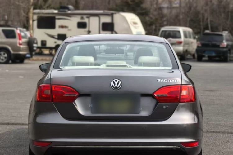 Used Volkswagen Sagitar 2014 1.4TSI Automatic Luxury Model
