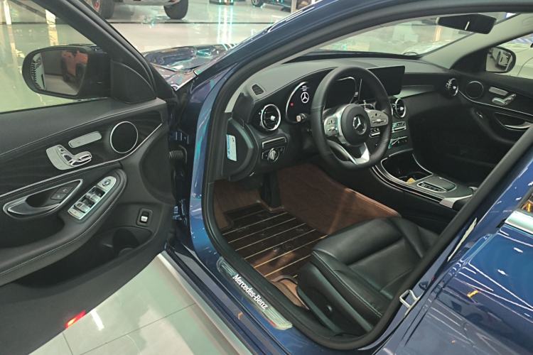 Used Mercedes-Benz C-Class 2020 C 260 L Sport Edition Driver Seat