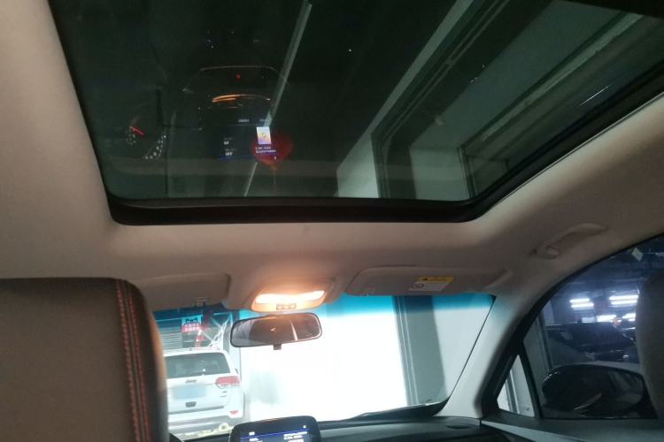 Used Chevrolet Orlando 2020 Light Hybrid Redline 530T Automatic Enjoyment Edition (5+2 Models)