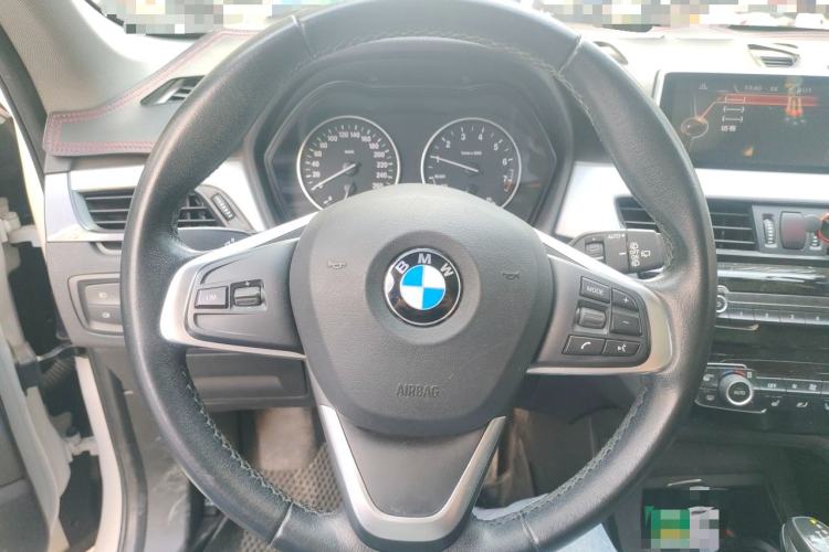Used BMW X1 2016 sDrive18Li Premium Edition
