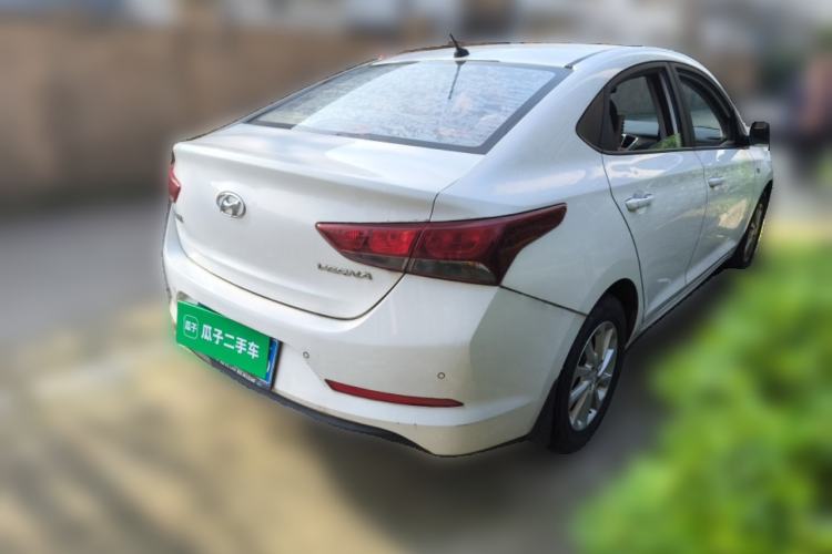 Used Hyundai Verna (new generation) 2016 1.4L Automatic Cool Edition GLS Rear Right 45 Deg