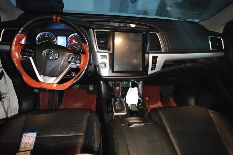 Used Toyota Highlander 2017 2.0T Four-Wheel Drive Luxury Edition 7 Seats
