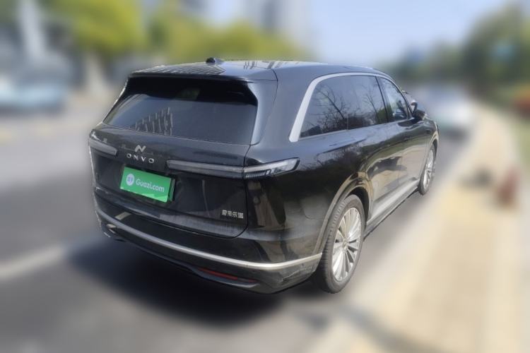 Used ONVO Luxeed L90 2025 Model—Ultra Six-Seater Version
