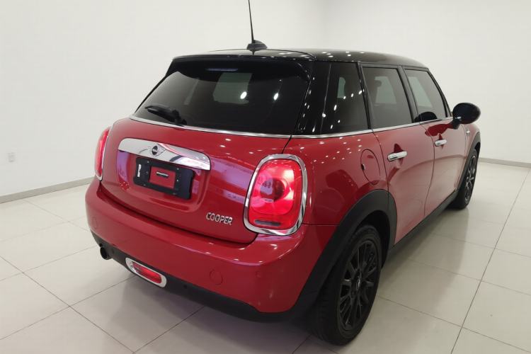 Used MINI MINI 2016 1.5T COOPER Five-Door Edition