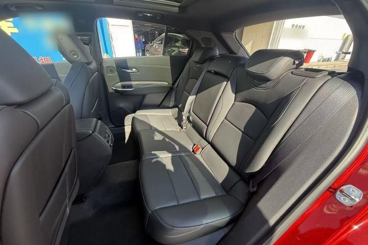 Used Cadillac XT4 2024 28T Two-Wheel-Drive Prestige Version