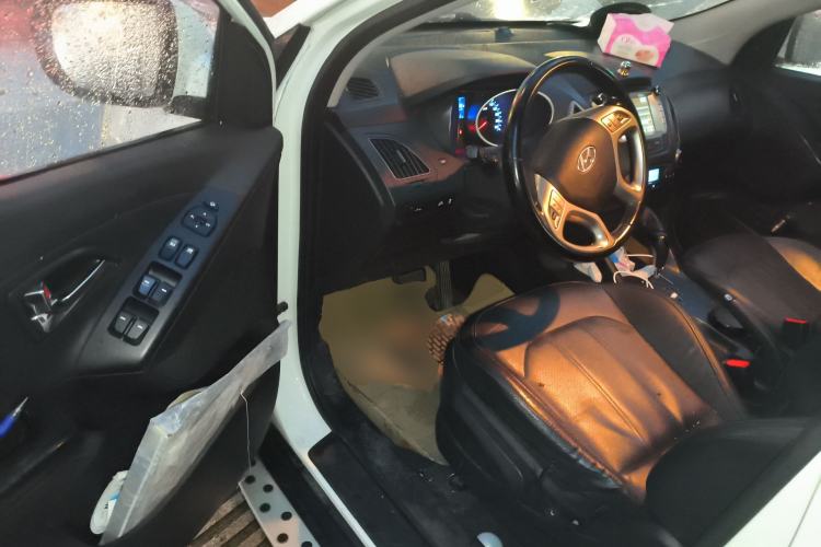 Used Hyundai ix35 2013 2.0L Automatic Two-Wheel Drive Smart GLS China IV Standard
