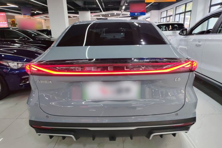 Used Geely Galaxy L6 2024 125km PLUS Dragon Edition
