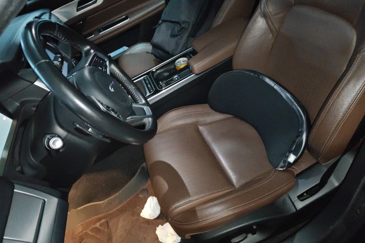 Used Jaguar XFL 2018 XFL 2.0T 250 PS Luxury Edition Left Front Seat