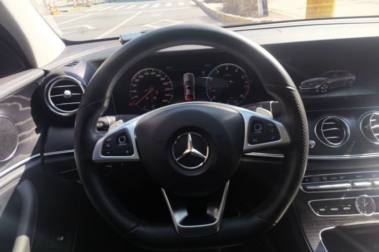 Used Mercedes-Benz E-Class 2018 E 200 L Sport 4MATIC Steering Wheel