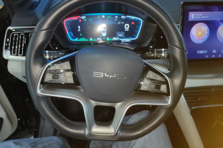 Used BYD Song PLUS New Energy 2023 Champion Edition DM-i 150KM Flagship PLUS Steering Wheel