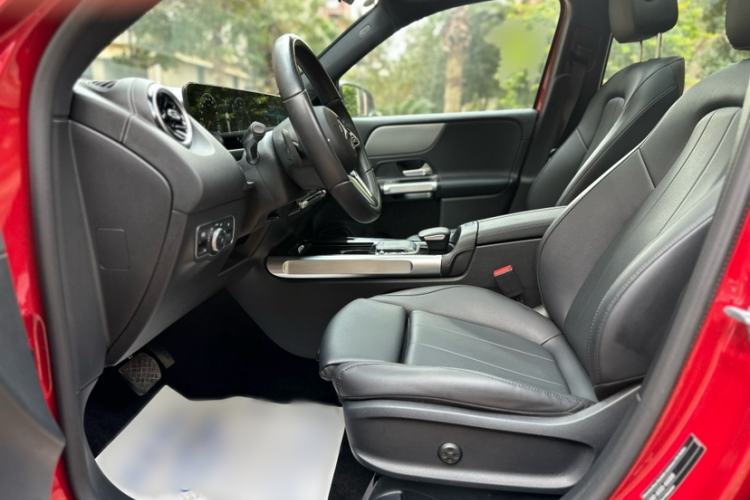 Used Mercedes-Benz GLB 2023 Refresh GLB 200 Fashion Edition
