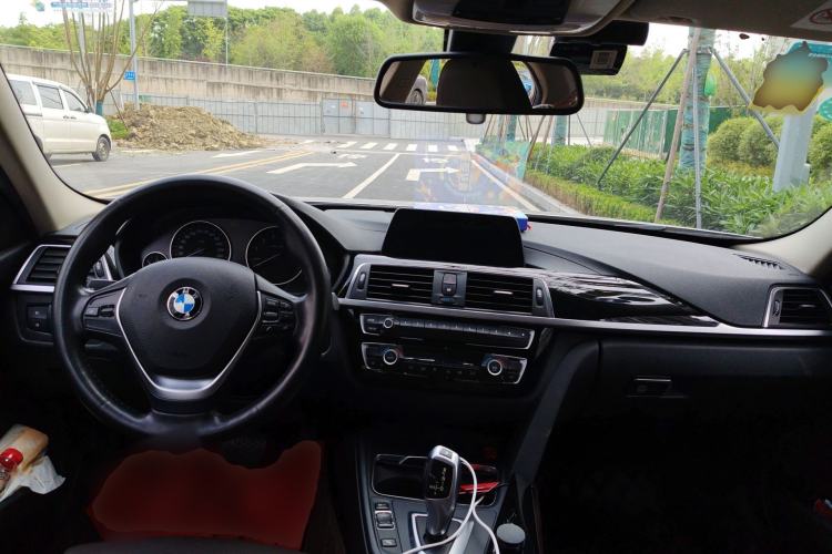 Used BMW 3 Series 2018 320Li Fashion Model
